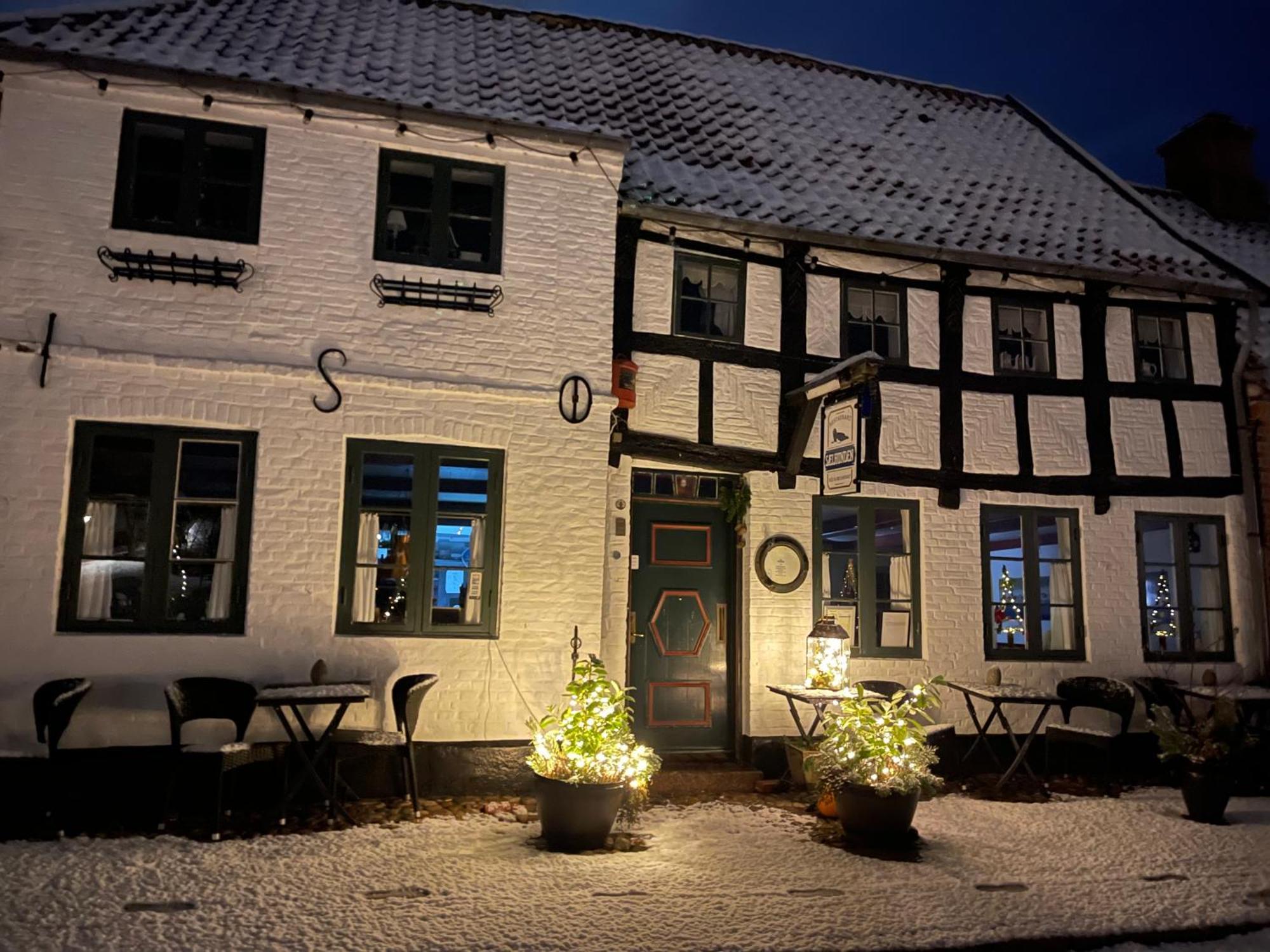 里伯Restaurant Saelhunden住宿加早餐旅馆 外观 照片